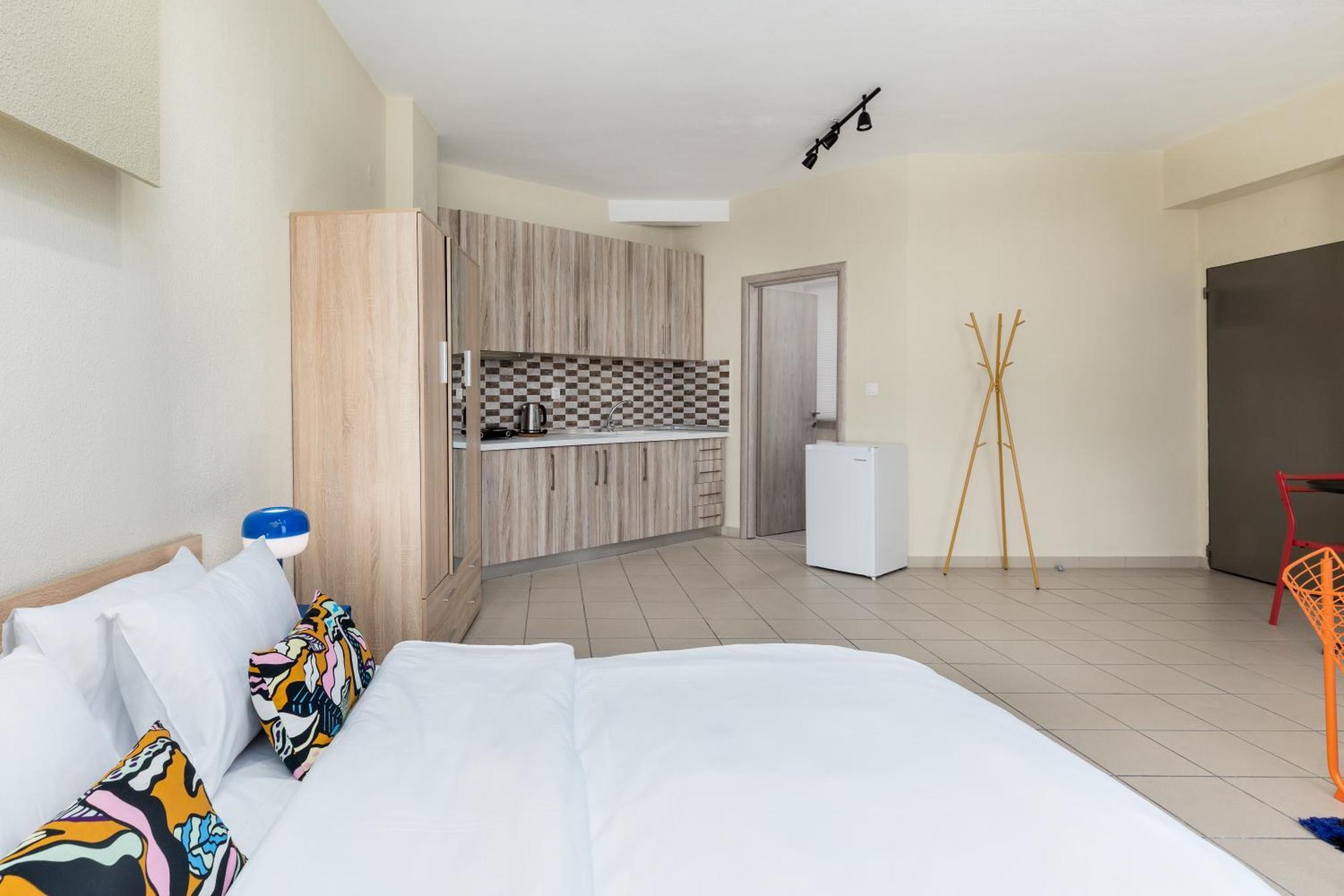 Bauhaus By Halu! Apartment Thessaloniki Exterior photo